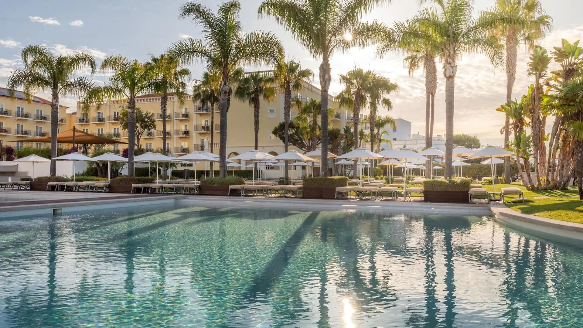 ***** Hotel Domes Lake Algarve, Autograph Collection Vilamoura Portugal